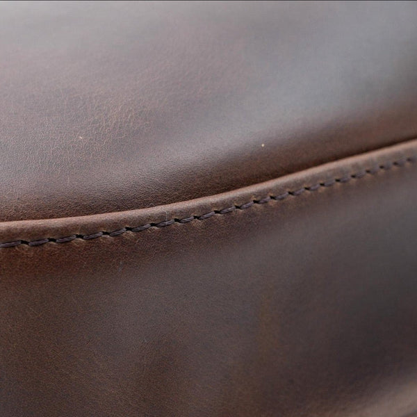 Shotgun Cartridge Pouch Vintage Brown Leather Holds 50 x 12 Gauge Shells.
